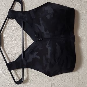 Lululemon Atletica Enlite sports bra